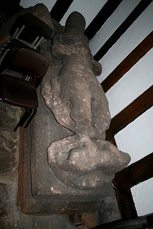 Marton - Tomb Detail